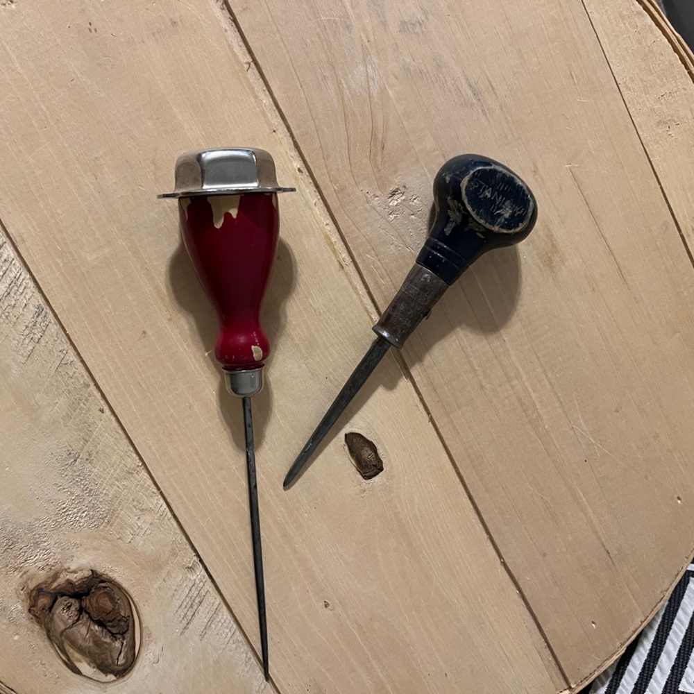 Vtg Wood Handled Stanley Hurwood No. 7 Awl & Red Handle Scratch Awl Ice Pick